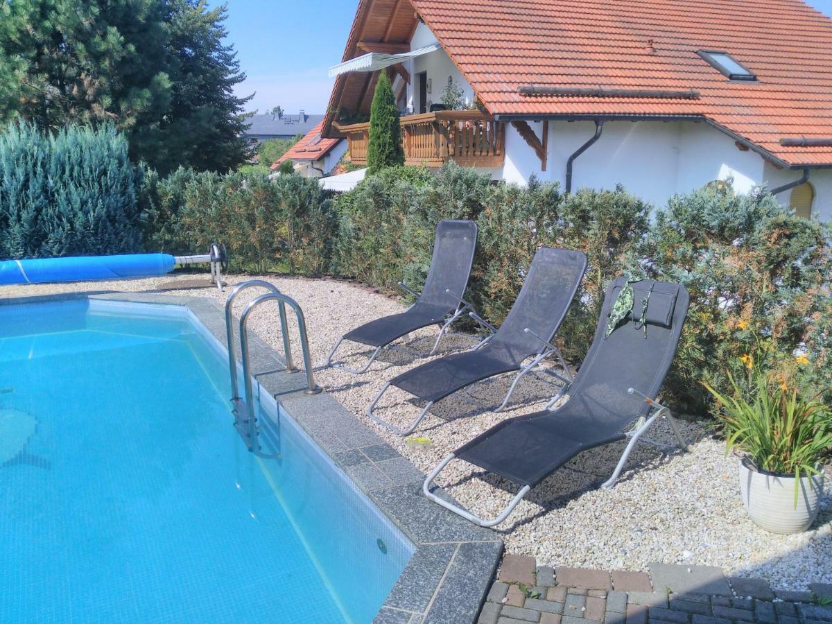 Ferienwohnung Und Pension Guertler Mohlsdorf Eksteriør billede